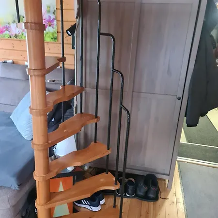 Kleines Blockbohlenhaus Als Ferienwohnung Oder Dauervermietung Apartment Karwitz