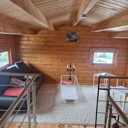 Kleines Blockbohlenhaus Als Ferienwohnung Oder Dauervermietung Karwitz