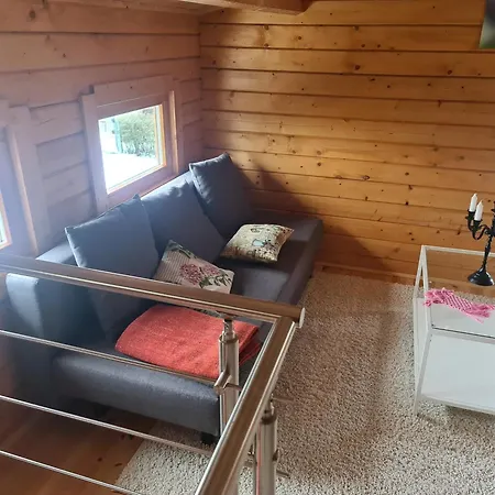 Kleines Blockbohlenhaus Als Ferienwohnung Oder Dauervermietung * Karwitz